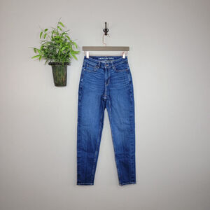 American Eagle High Rise Mom Jeans Dark Blue Wash Stretch Relaxed Baggy AE 0 L